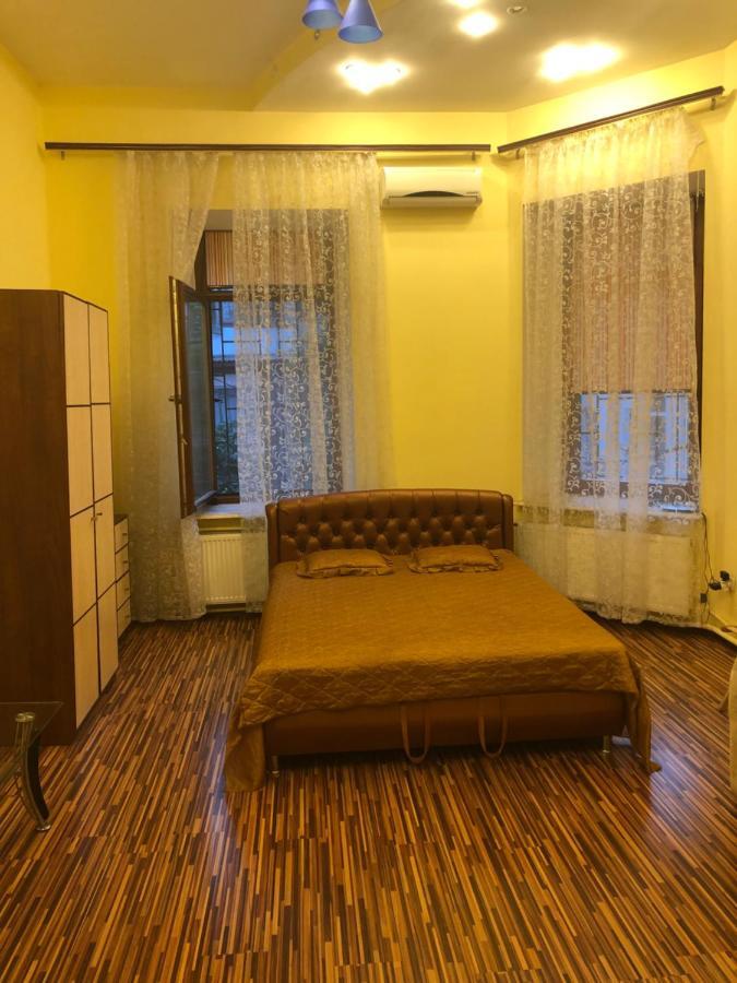 Комната На Базарной โอเดสซา ภายนอก รูปภาพ